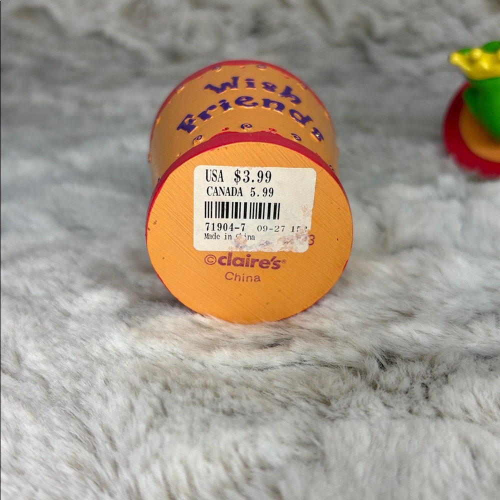 Claire's “Wish Friends” Frog Trinket Box - Picture 3 of 4